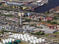 Bild Öl als Bulkladung © Hafen Hamburg / Michael Lindner www.hafen-hamburg.de