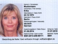 Seeleute-Ausweis (Beispiel Vorderseite)