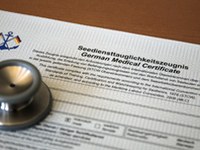 Bild: Untersuchungsunterlagen und Kosten © Dr. Philipp Langenbuch / BG Verkehr