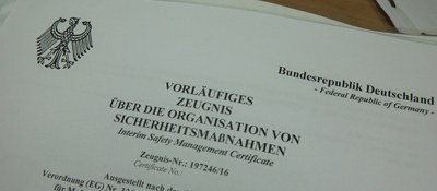 Bild Dokumente und Zeugnisse © Kirk Williams