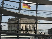 Bild © Deutscher Bundestag/Katrin Neuhauser (klein)