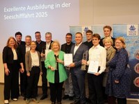 Preisträger und Redner_Exzellente Ausbildung_BBS.jpg