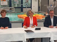 Masterstudiengang Seelotswesen - Staatsekretär/innen unterschreiben