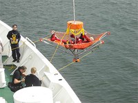 Der RescueStar im Einsatz auf dem „Traumschiff“, der MS Deutschland..jpg