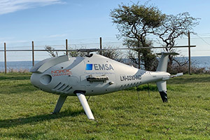 BSH und EMSA messen erstmals Schiffabgase über der Ostsee mit Drohne