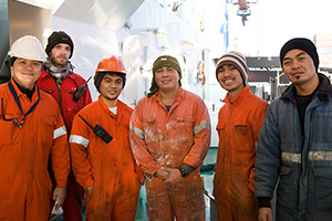 Result of survey: not all seafarers get enough shore leave