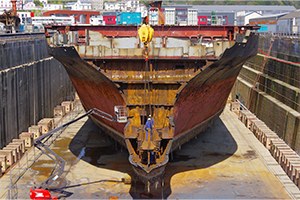 Dismantling of the bulk carrier Captain Tsarev on an EU-certified shipyard in Brest, France © Navaleo